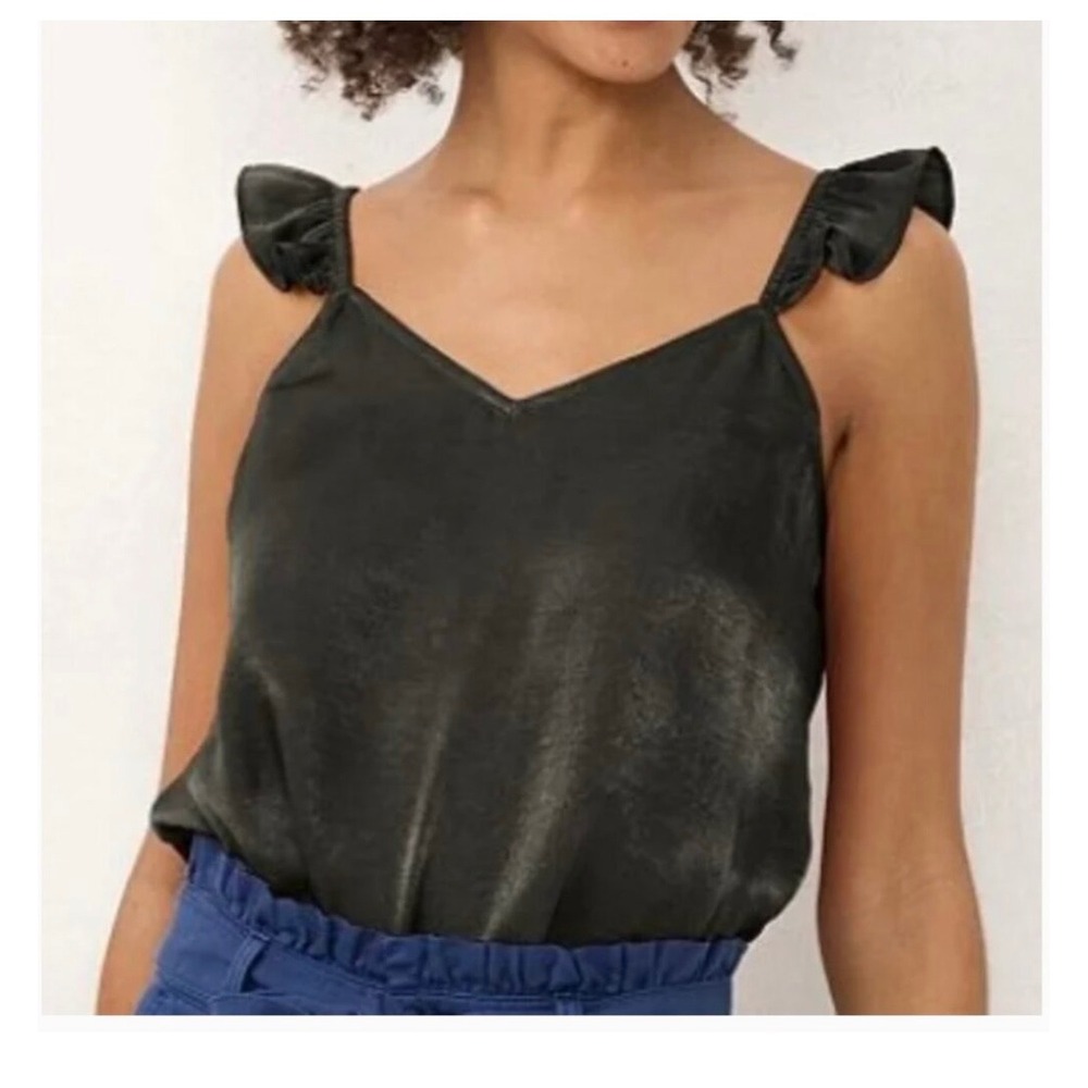 LC Lauren Conrad Scallop‎ Ruffle
Tank Top - Black - Size Large - NWT